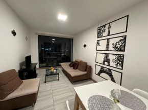 Five Stars Suites Paris, Quito